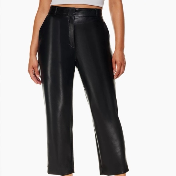 Babaton Pants - Aritzia Babaton Command Pant Cropped. Size 8
